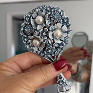 Charming Floral Hand Mirror with Pearls Vintage Charm